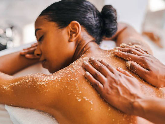 Profitez de gommages corporels luxueux pour une expérience de spa ultime à la maison