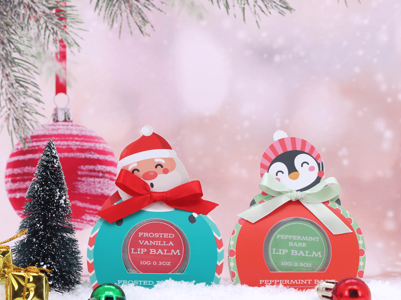 Déballez la magie de la saison avec notre ensemble de baumes à lèvres de Noël de La Source